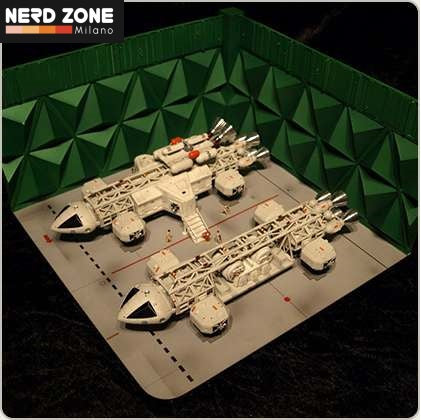 SIXTEEEN 12 - Space 1999 Moonbase Double Eagle Hangar